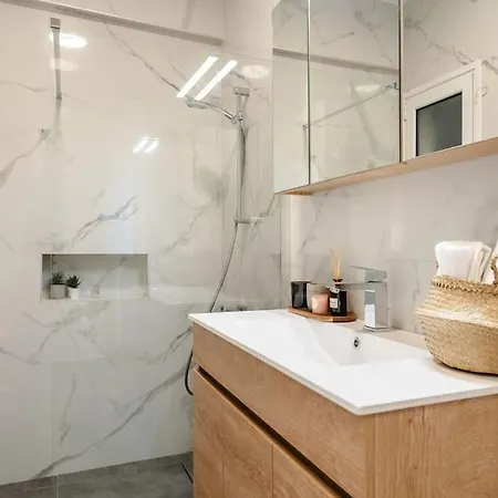 Apartment Stylish 1bd In Elliniko