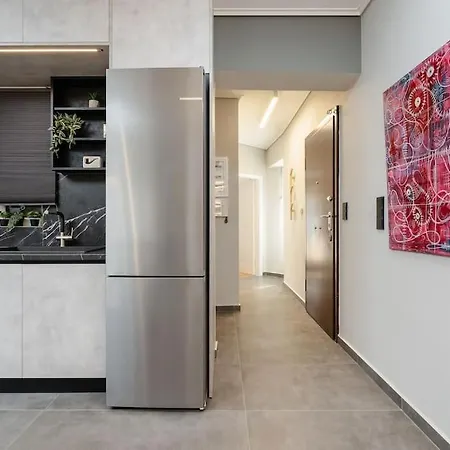 Apartment Stylish 1bd In Elliniko *