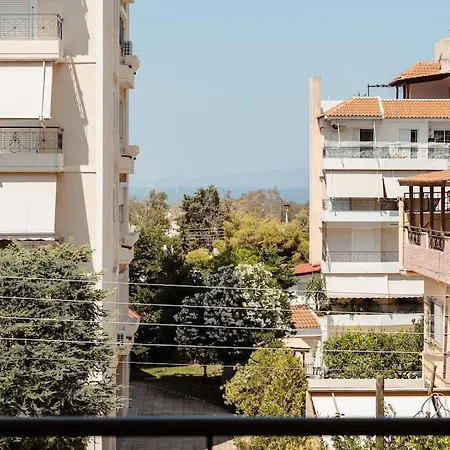 Apartment Stylish 1bd In Elliniko *